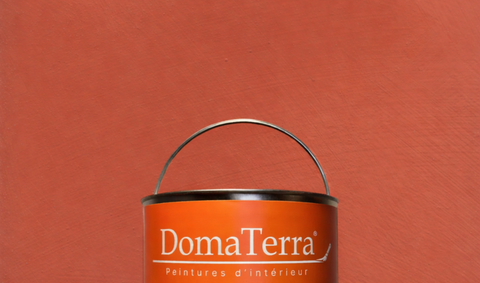 Peut-on peindre à la chaux sur un mur déjà peint ?